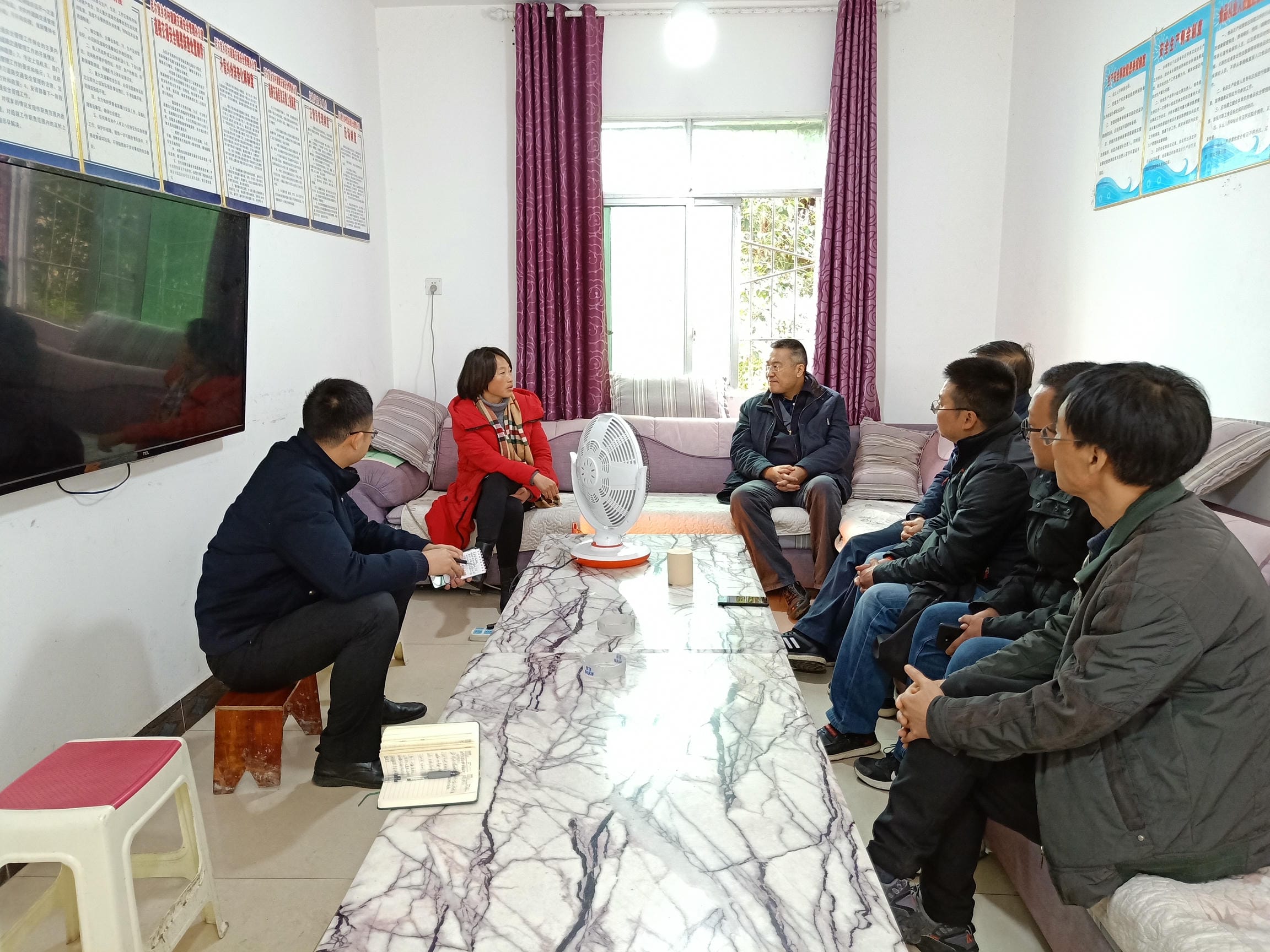 陈贵林局长赴甘洛县调研脱贫攻坚事情_社会责任_金喜最火知名网_尊时凯龙有限责任公司