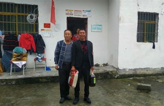 华锋公司赴甘洛县拉莫乡尔库村调研 --扶贫助学，，转达暖心大爱_社会责任_金喜最火知名网_尊时凯龙有限责任公司