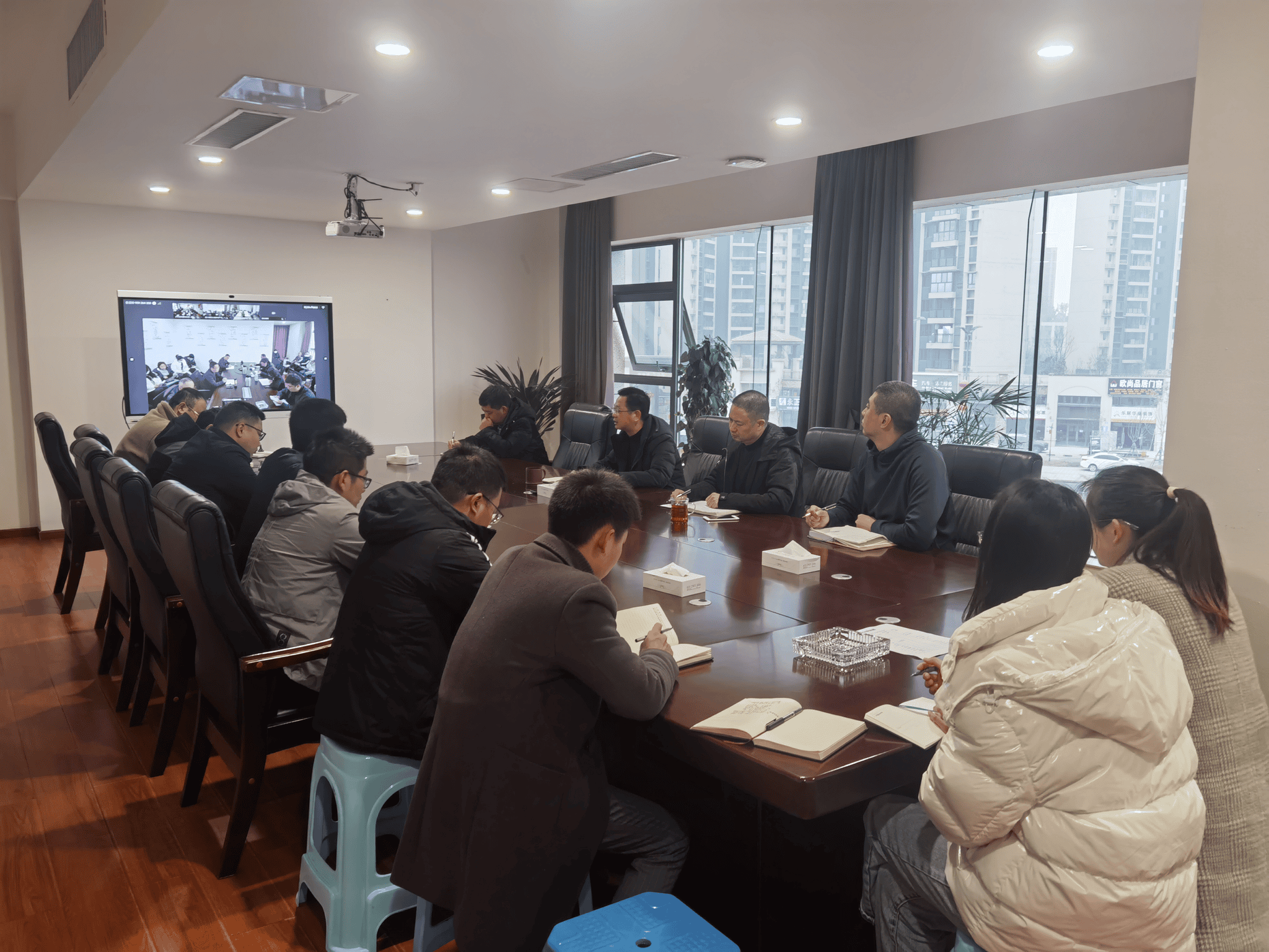 “卯”足劲头，，全力以“复”│众城房产召开2023年复工复产清静事情会_下层动态_金喜最火知名网_尊时凯龙有限责任公司