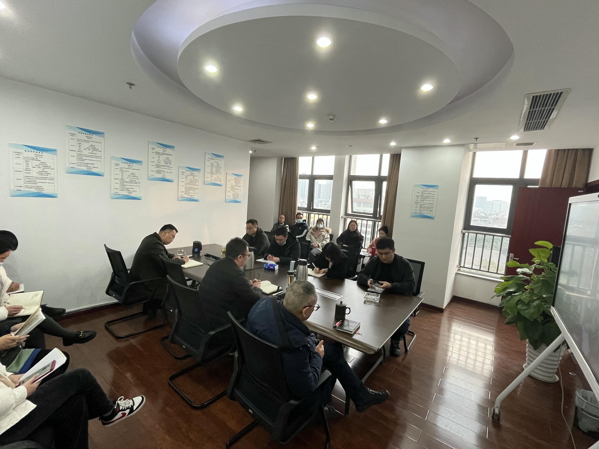 “卯”足劲头，，，，，全力以“复”│众城房产召开2023年复工复产清静事情会_下层动态_金喜最火知名网_尊时凯龙有限责任公司