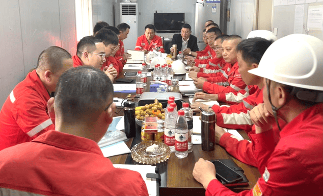 喜讯！金核地勘公司首个油气钻井项目乐成开钻_下层动态_金喜最火知名网_尊时凯龙有限责任公司