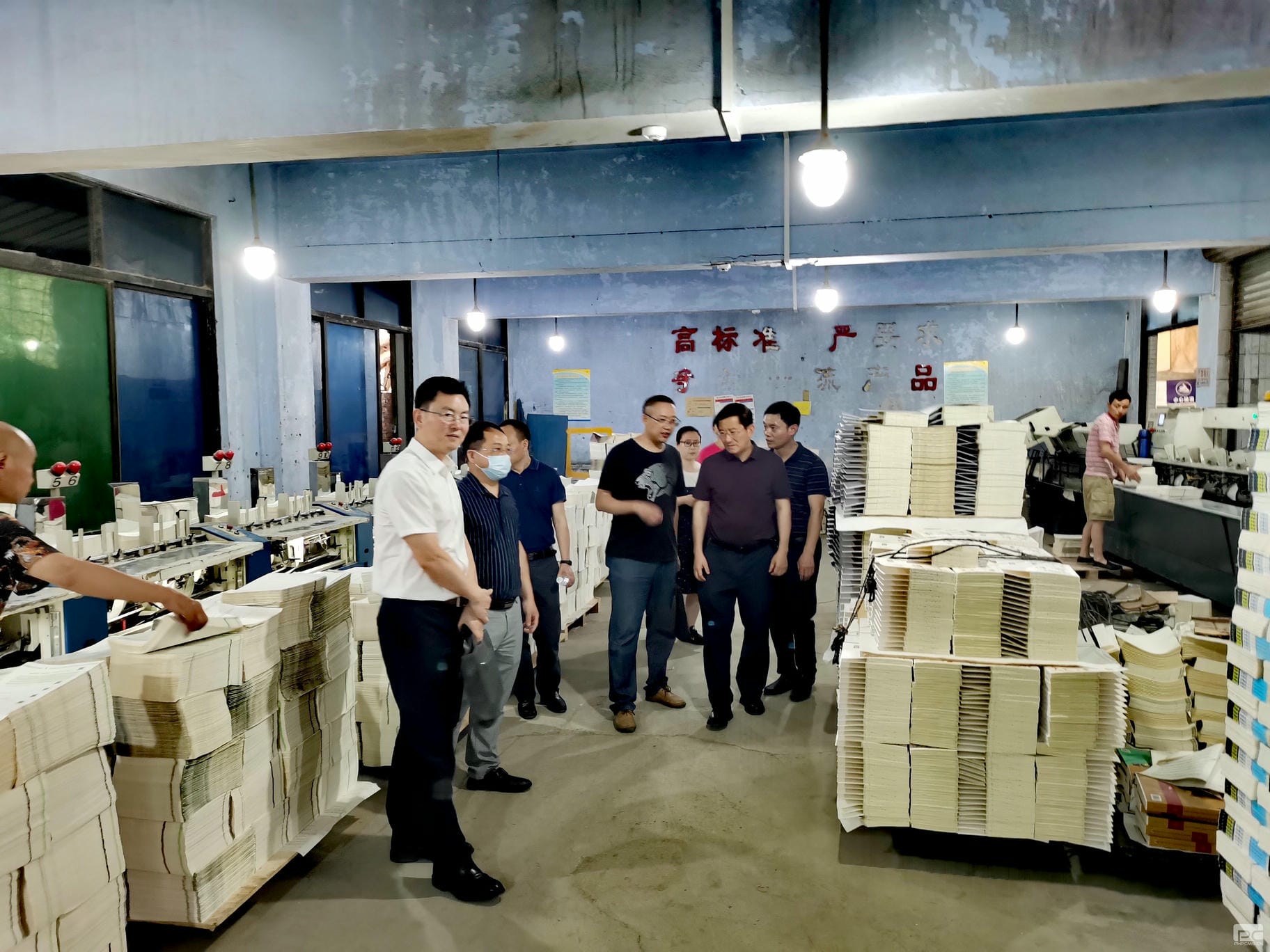 杜春茂深入地创光电生产一线开展清静检查并调研指导_尊时凯龙新闻_金喜最火知名网_尊时凯龙有限责任公司