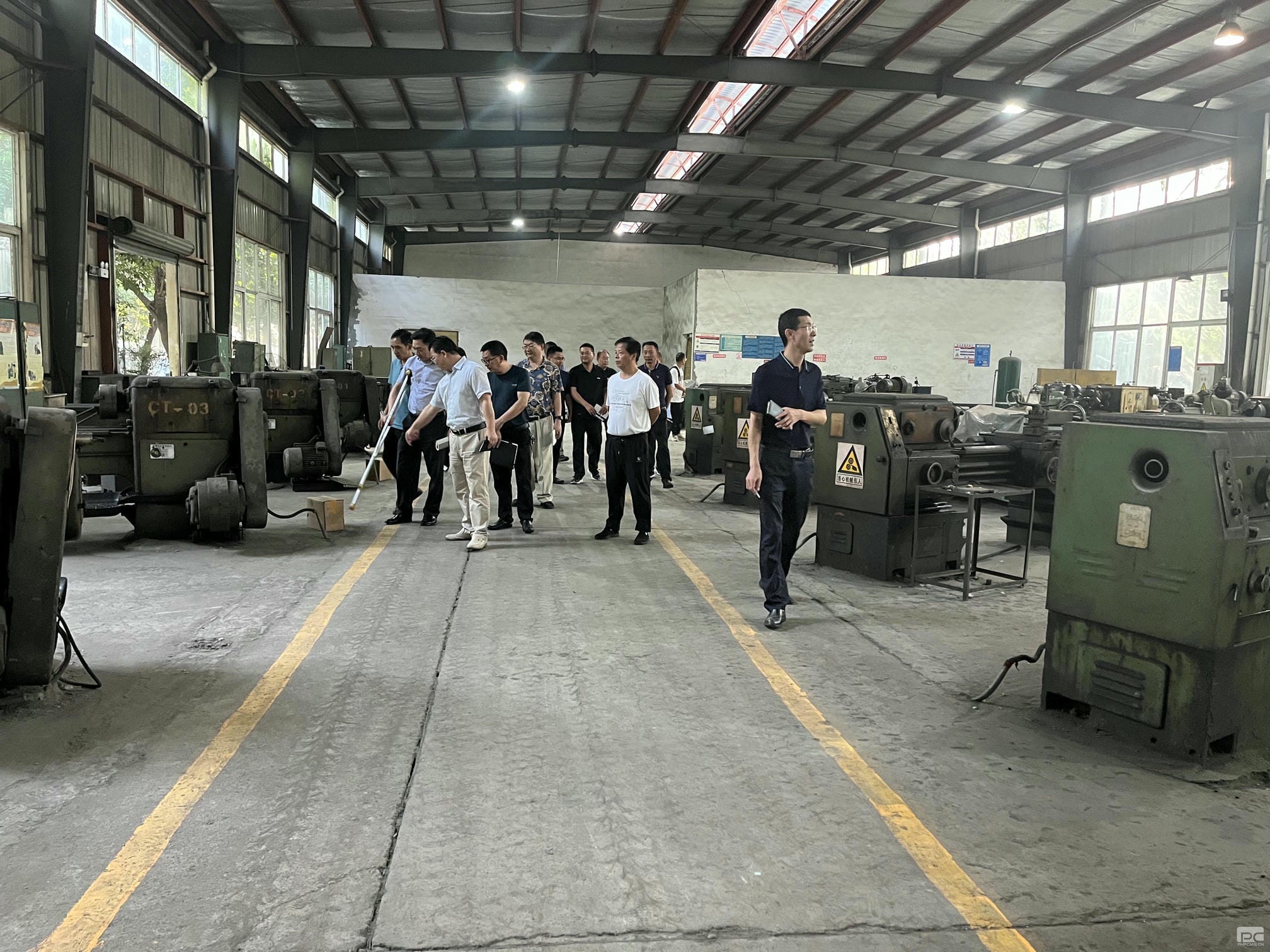 成都探矿召开清静生产事情安排会_下层动态_金喜最火知名网_尊时凯龙有限责任公司