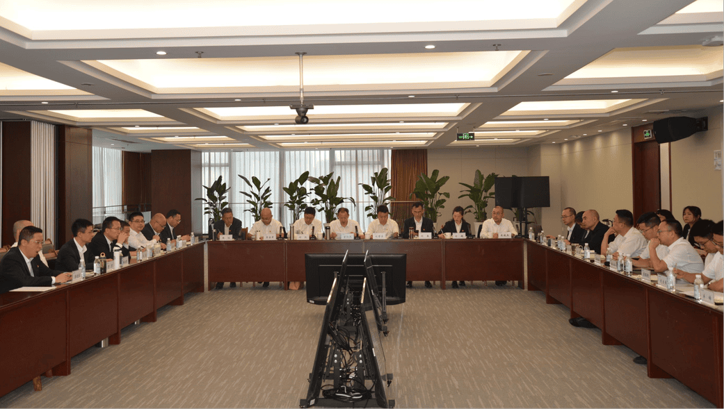 置业集团党委组织召开理论学习中心组 专题学习(扩大)会_下层动态_金喜最火知名网_尊时凯龙有限责任公司