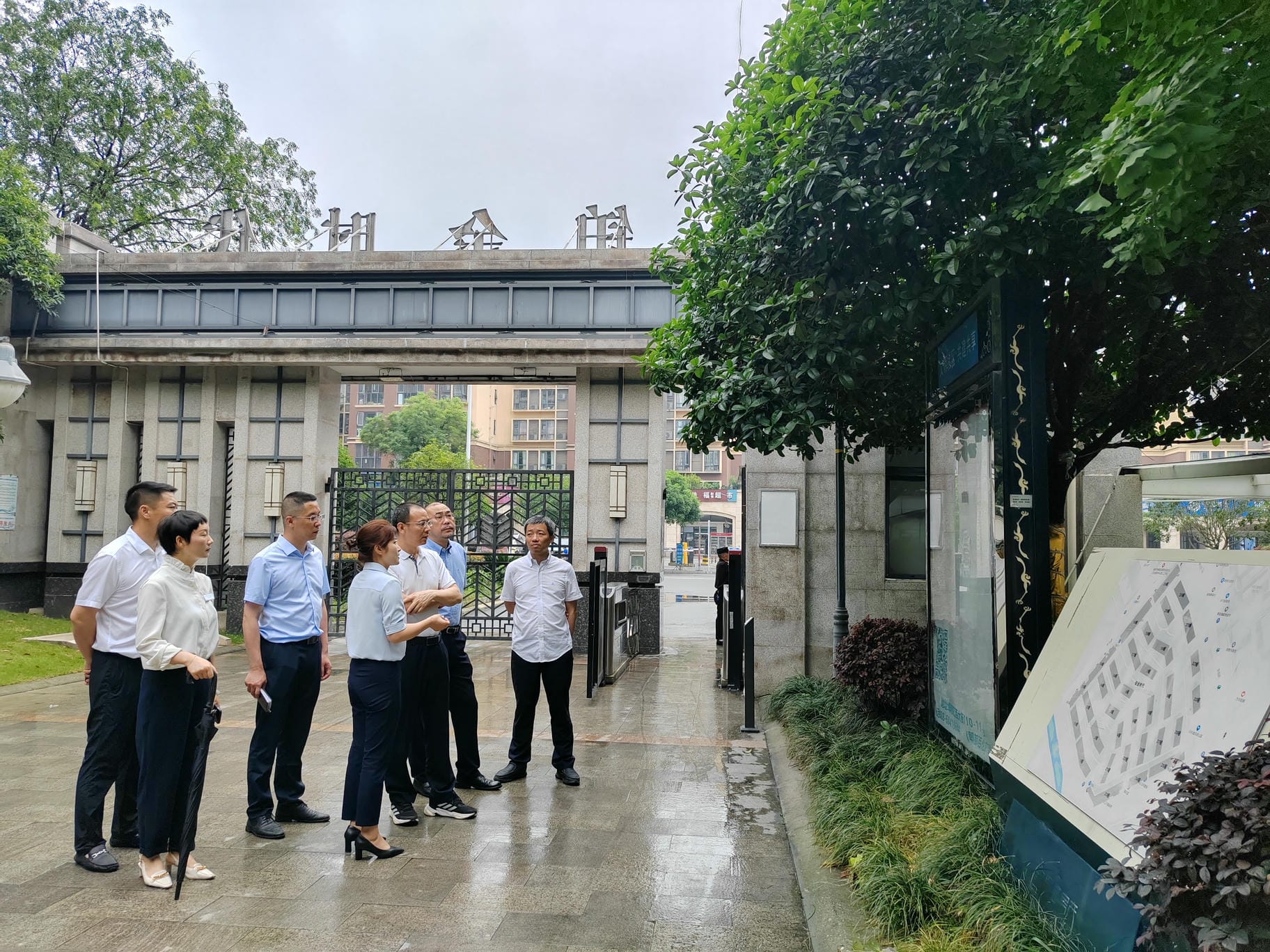 置业集团赴翼丰物业成都片区项目调研指导_下层动态_金喜最火知名网_尊时凯龙有限责任公司