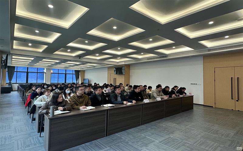 大力弘扬宪法精神，，，，推动进一步周全深化刷新 ——兴蜀设计集团开展第五期执律例则知识培训会